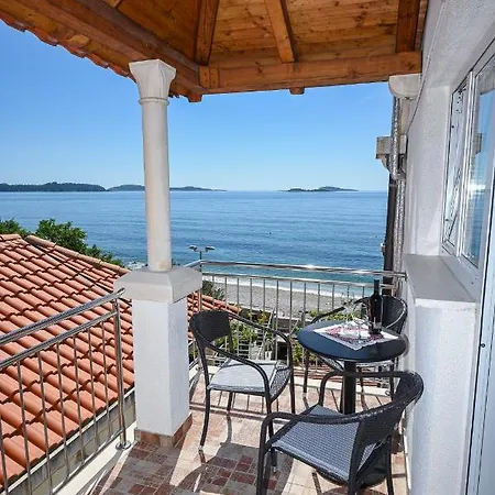 Beach House Poseydon Mlini Exterior photo