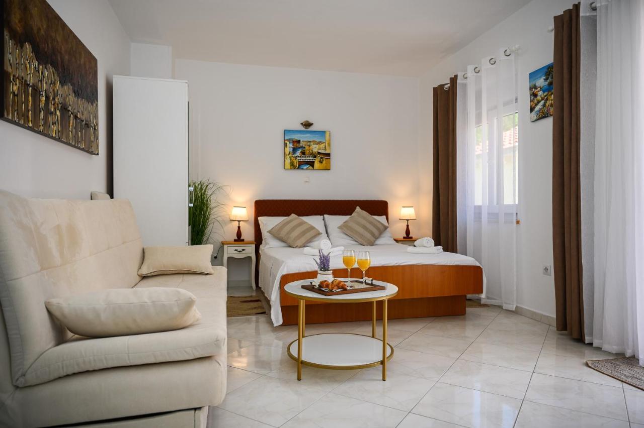House Poseydon Apartment